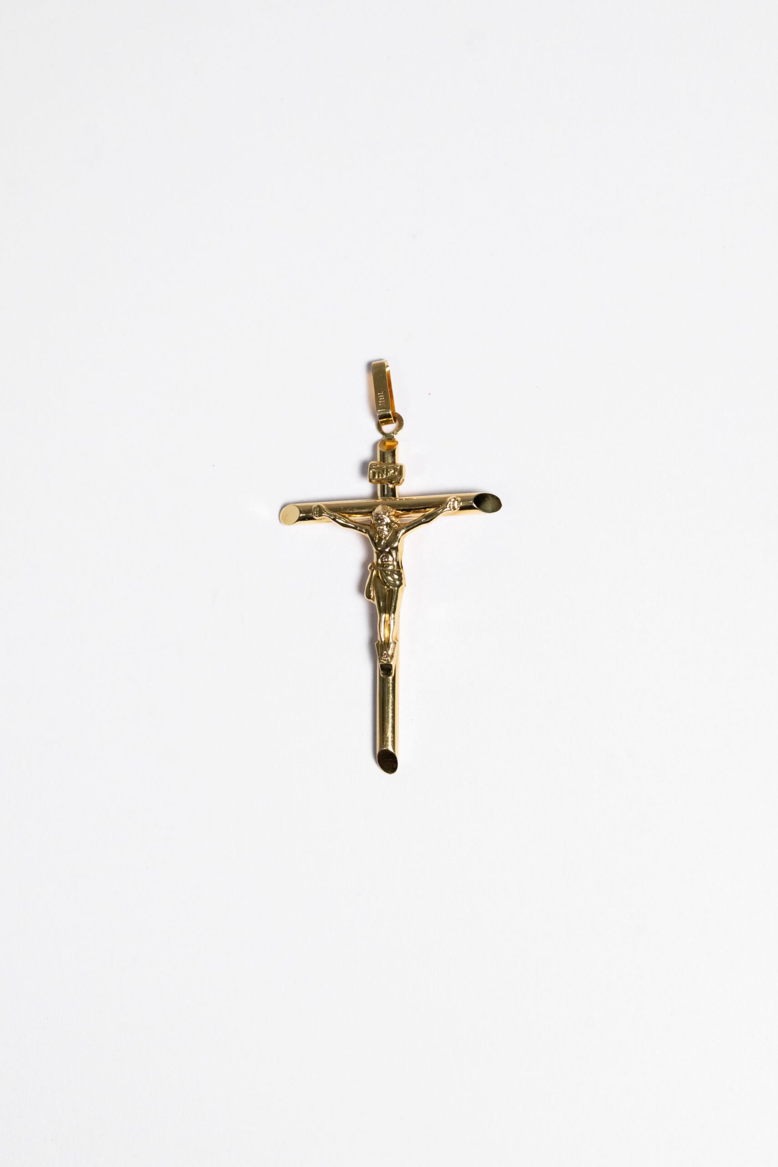 Dije de cruz con Cristo - Image 3