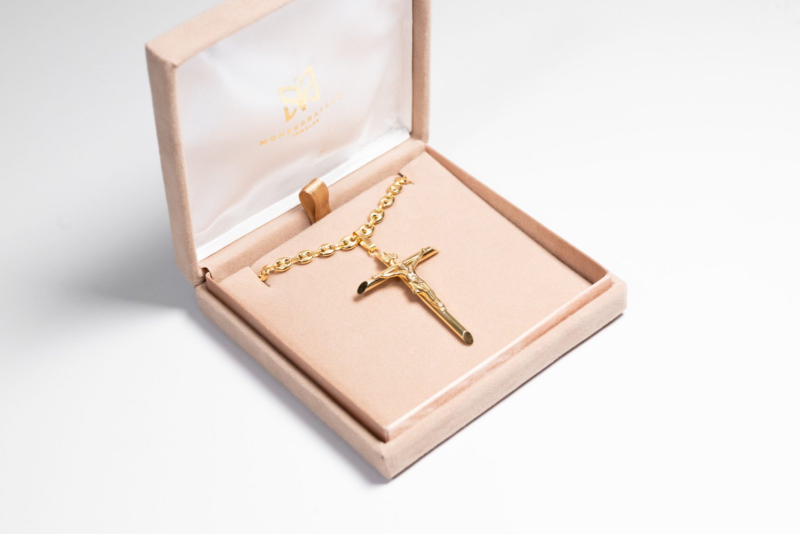 Dije de cruz con Cristo - Image 2